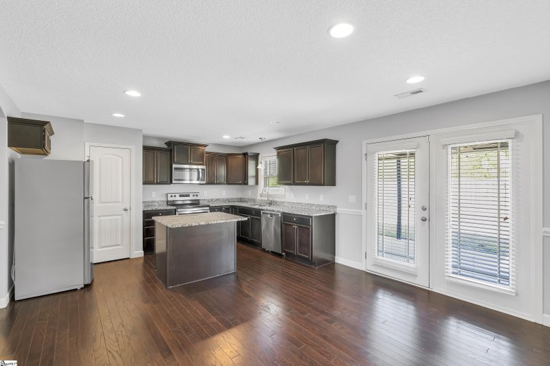 Property image 5 of 721 Maya Street in Glen Lake, Boiling Springs, SC 29316