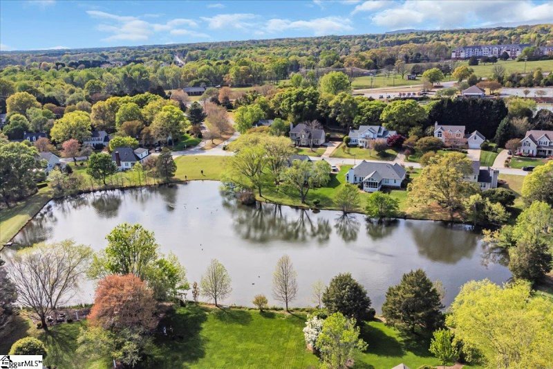 Property image 3 at 112 Spring Lake Loop, Simpsonville, SC 29681