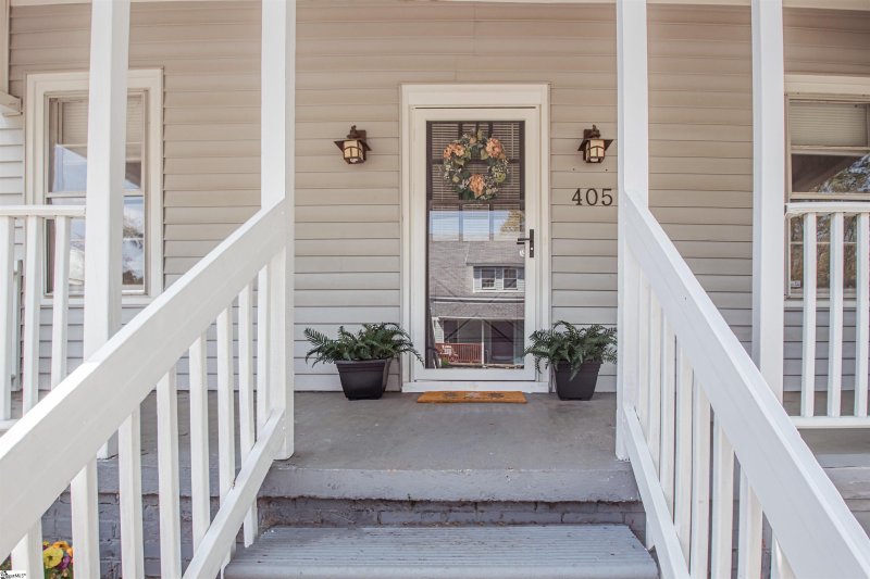 Property image 3 at 405 Connecticut Avenue, Greer, SC 29650-2110