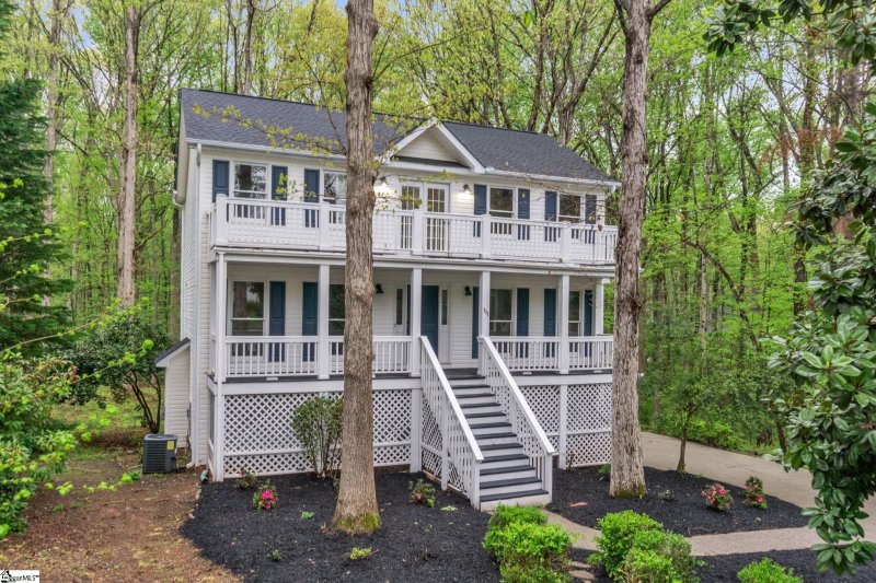 Property image 2 at 111 Harrisburg Drive, Simpsonville, SC 29681