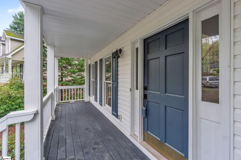 Property image 3 at 111 Harrisburg Drive, Simpsonville, SC 29681