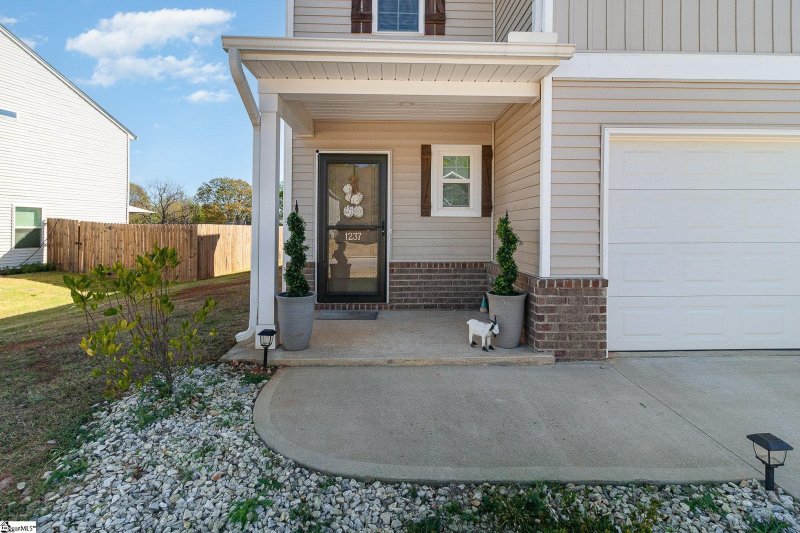 Property image 4 at 1237 Paramount Drive, Lyman, SC 29365