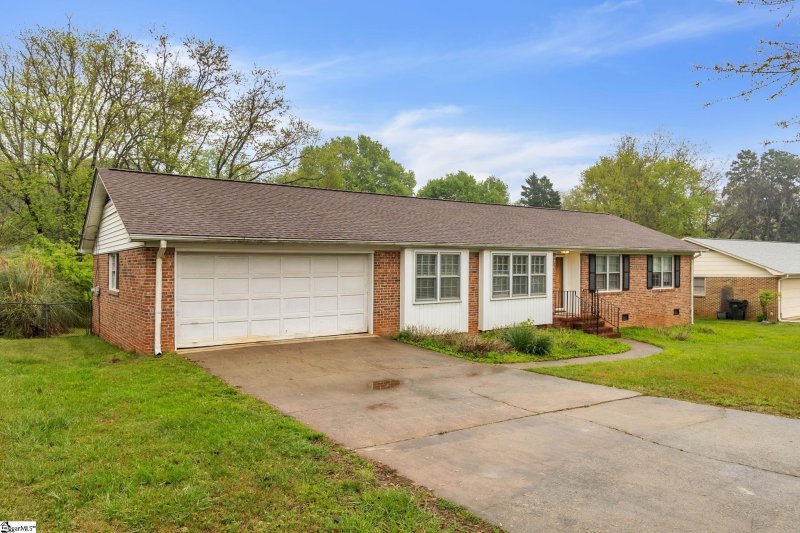 Property image 2 at 108 Gavins Point, Greenville, SC 29615