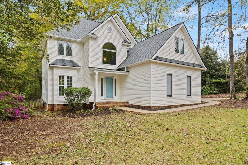 Property image 2 at 303 Shadow Oaks Drive, Easley, SC 29642