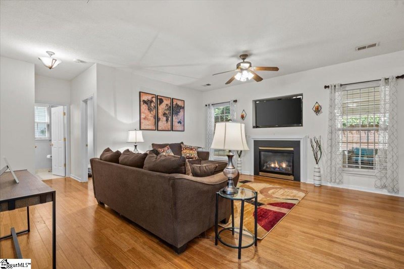 Property image 3 at 6 War Admiral Way, Greenville, SC 29617