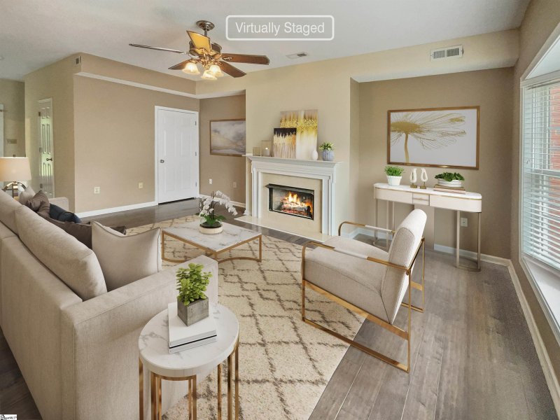 Property image 2 at 391 W Pointe Drive, Spartanburg, SC 29301