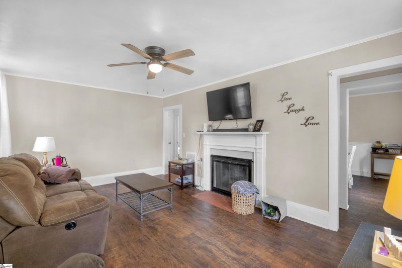 Property image 4 at 134 White Oak Road, Spartanburg, SC 29301