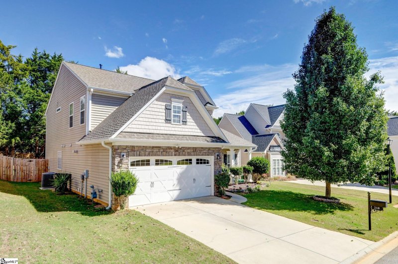 Property image 2 at 218 Horsepen Way, Simpsonville, SC 29681