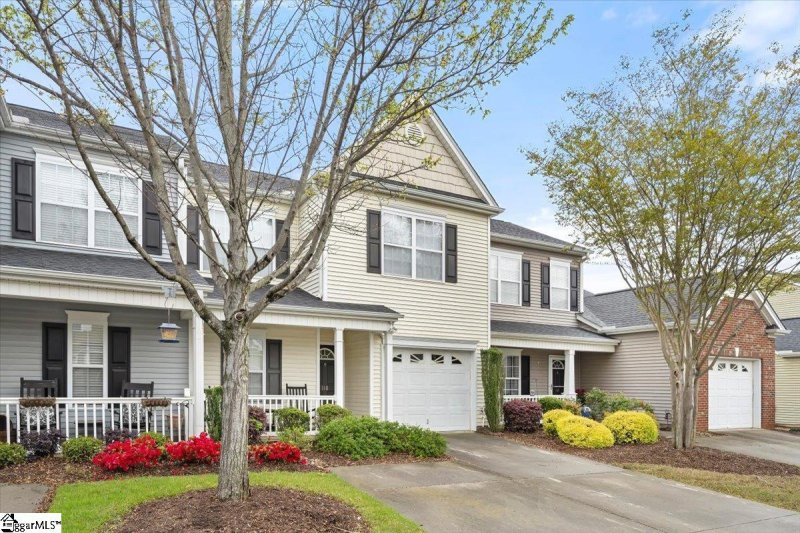 Property image 2 at 118 Pine Walk Drive, Greenville, SC 29615