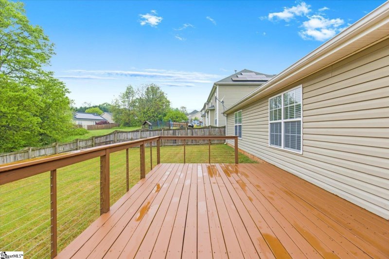 Property image 5 at 11 Whitethorn Lane, Greenville, SC 29607