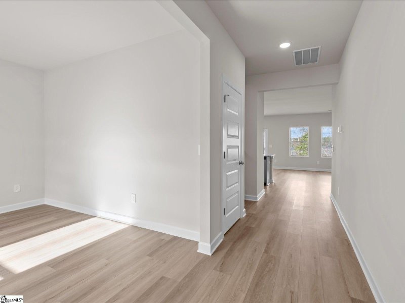 Property image 2 at 106 Martel Drive, Spartanburg, SC 29302