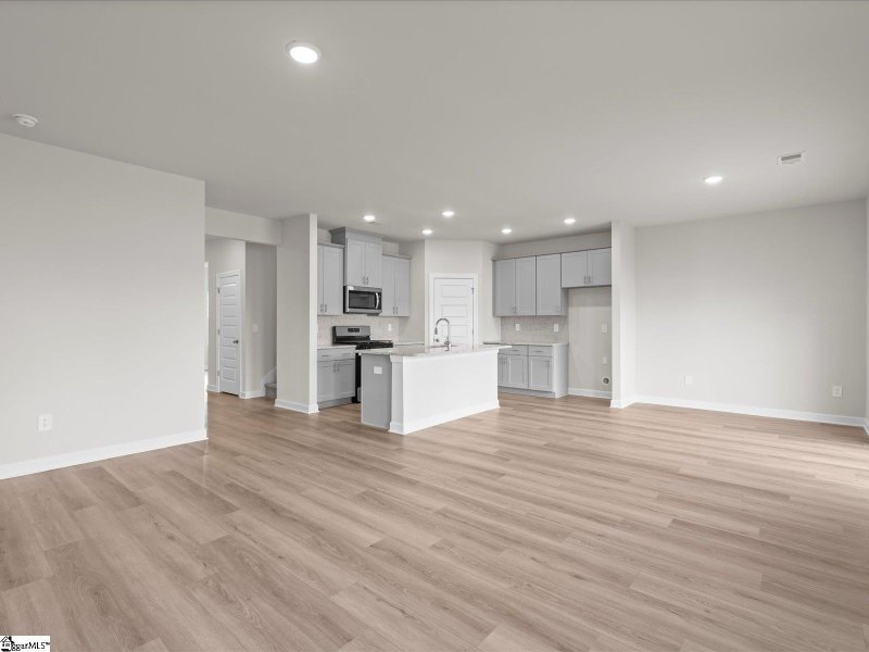 Property image 5 at 106 Martel Drive, Spartanburg, SC 29302