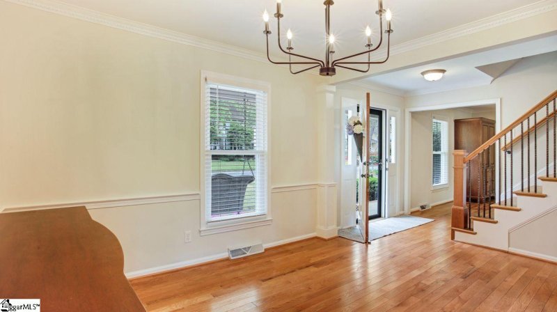 Property image 5 at 406 Woodway Drive, Greer, SC 29651