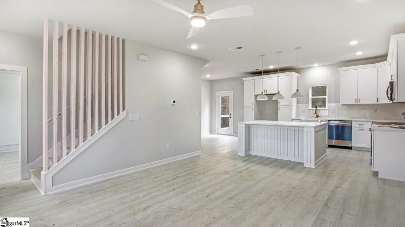 Property image 3 at 100 Anchor Road, Greenville, SC 29617