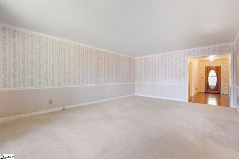 Property image 5 at 4 Bellamy Court, Taylors, SC 29687