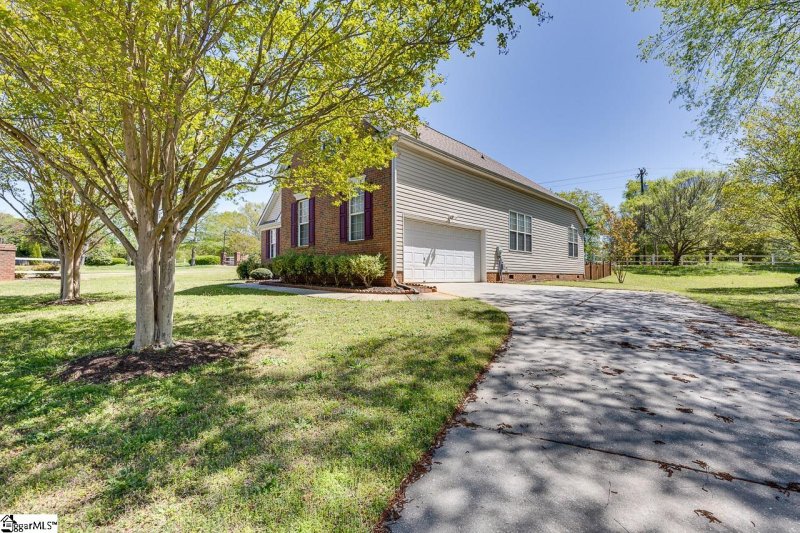 Property image 4 at 1 Summer Glen Drive, Simpsonville, SC 29681-4627