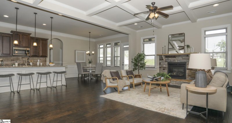 Property image 4 at 806 Shoredale Lane, Simpsonville, SC 29681