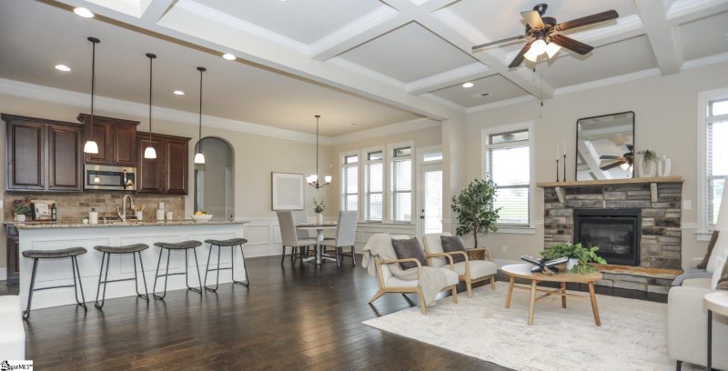 Property image 5 at 806 Shoredale Lane, Simpsonville, SC 29681