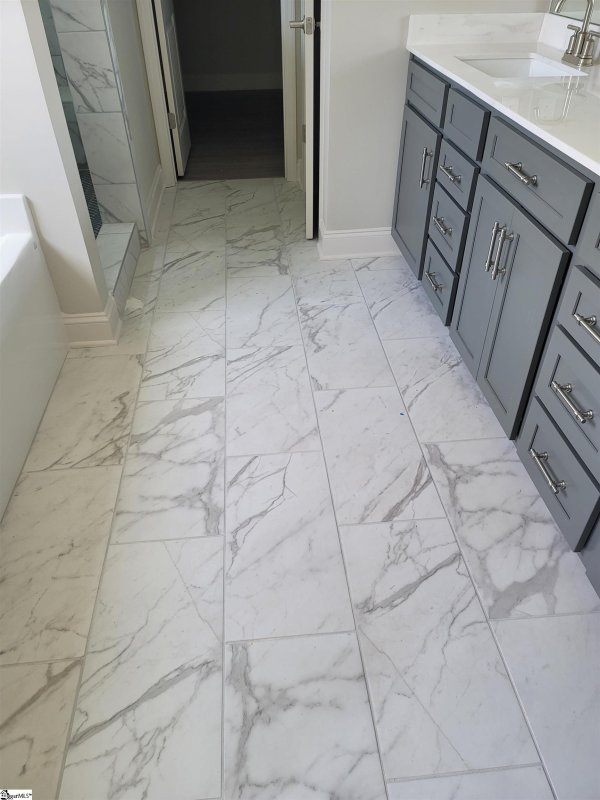 Property image 5 at 7 Dinsmore Court, Greenville, SC 29607