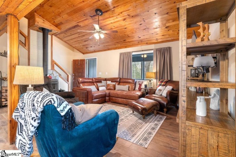 Property image 3 at 208 Rollingwood Way, Easley, SC 29640