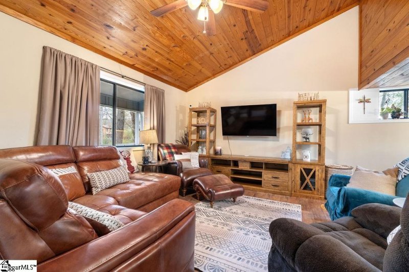 Property image 4 at 208 Rollingwood Way, Easley, SC 29640