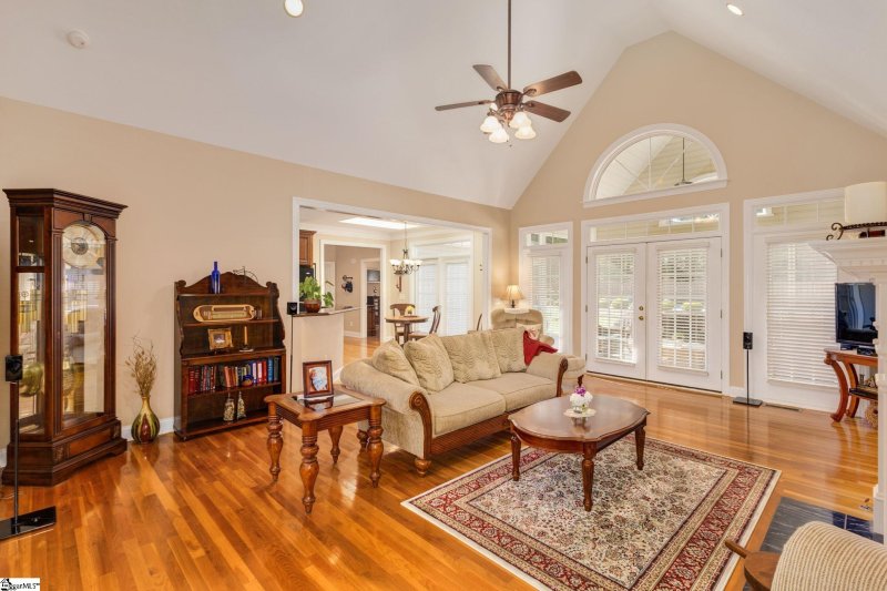 Property image 4 at 735 Brookdale Drive, Greer, SC 29651