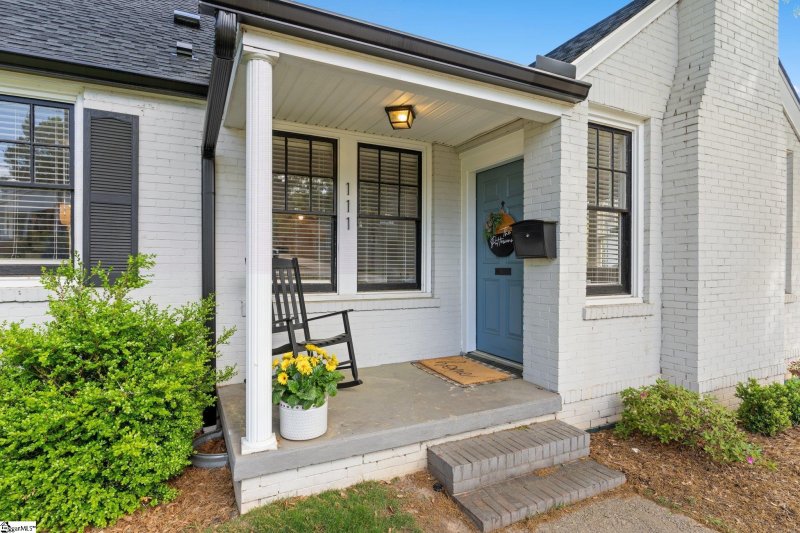 Property image 3 at 111 E Faris Road, Greenville, SC 29605