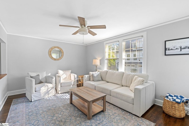 Property image 5 at 111 E Faris Road, Greenville, SC 29605