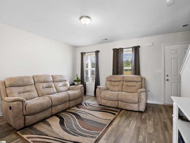 Property image 3 at 196 Bennett Dairy Road, Spartanburg, SC 29307