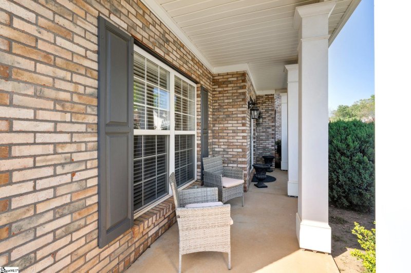 Property image 2 at 208 Rivanna Lane, Greenville, SC 29607