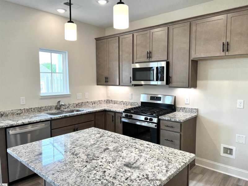 Property image 5 at 217 Taylor Woods Court, Greenville, SC 29607