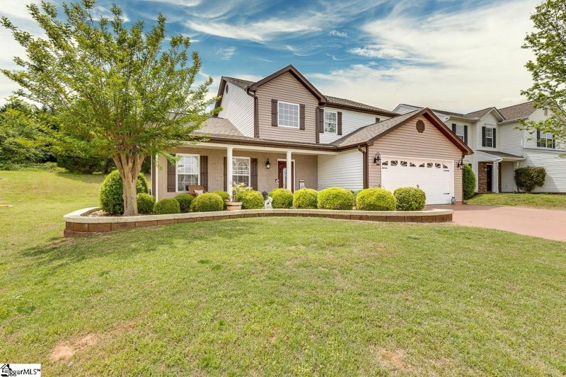 Property image 2 at 402 Chartwell Drive, Greer, SC 29650