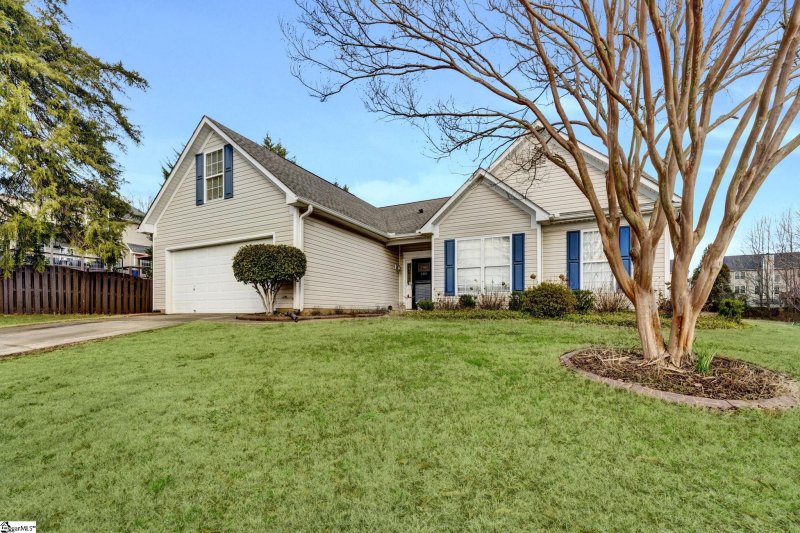 Property image 2 at 103 Saddlebrook Lane, Greenville, SC 29607