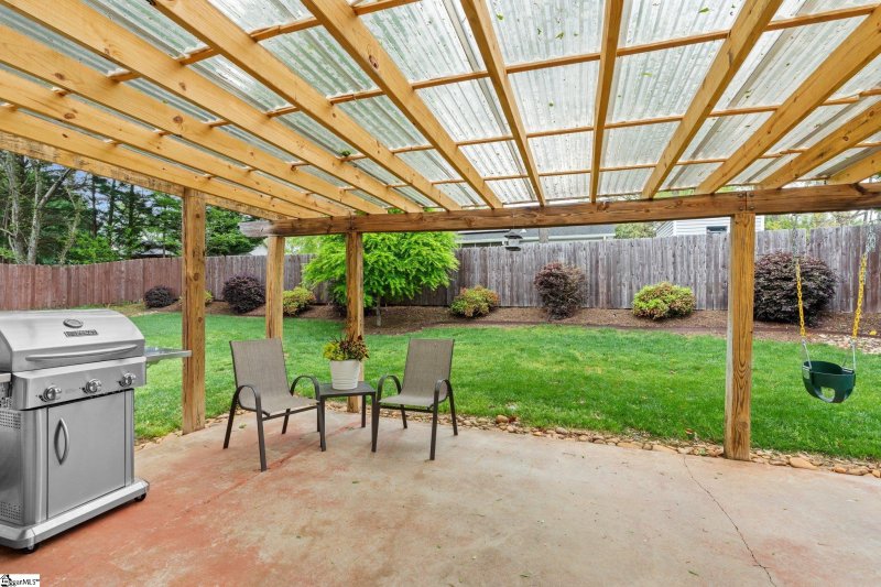 Property image 4 at 4 Red Haven Court, Greer, SC 29650