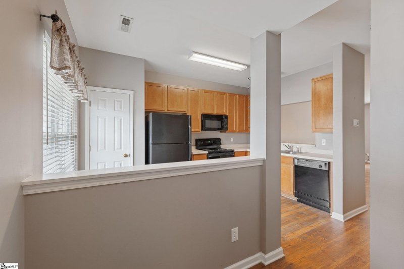 Property image 3 at 507 Waterbrook Drive, Greenville, SC 29607