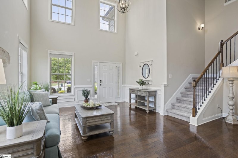 Property image 3 at 304 Bald Eagle Court, Taylors, SC 29687