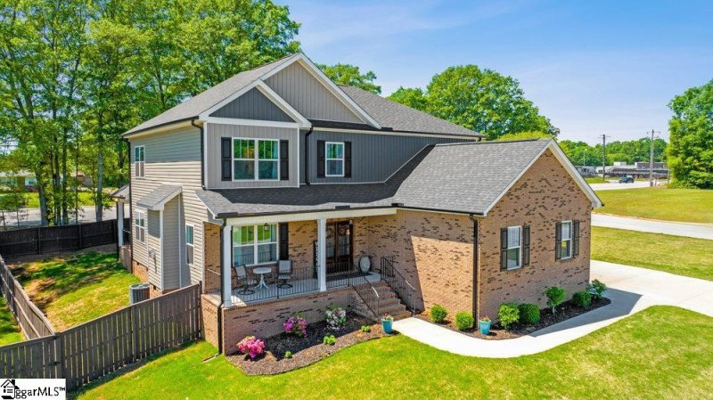 Property image 3 at 2 Peaceful Court, Fountain Inn, SC 29644