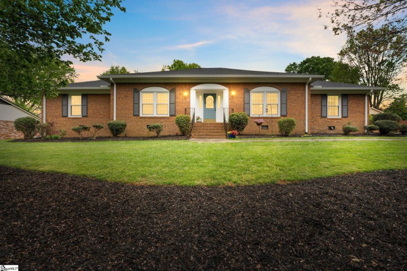 Property image 3 at 148 Swindon Circle, Greenville, SC 29615