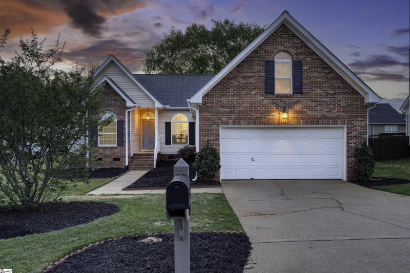 120 Saddlemount Lane