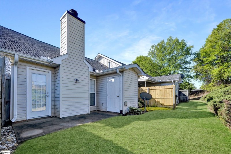 Property image 2 at 11 Bailess Court, Greer, SC 29650
