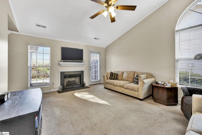 Property image 3 at 11 Bailess Court, Greer, SC 29650