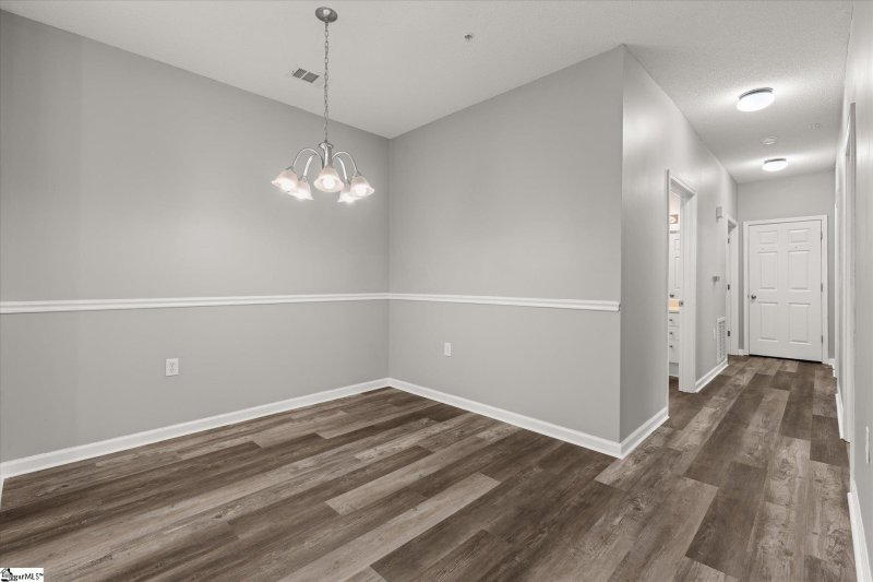 Property image 5 at 504 McKenna Circle, Greenville, SC 29615