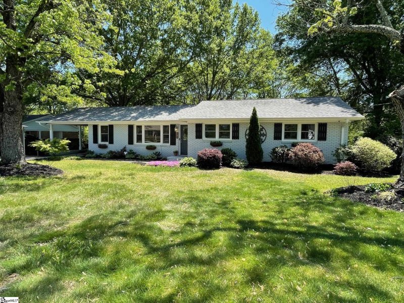 705 Confederate Circle