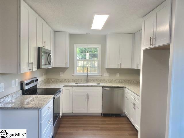 Property image 2 at 402 Pheasant Ridge Drive, Taylors, SC 29687