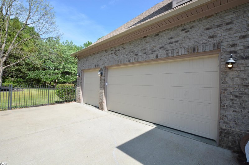 Property image 3 at 109 Turnhouse Lane, Simpsonville, SC 29681