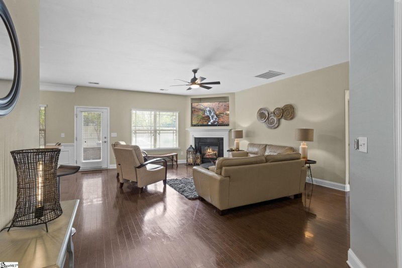 Property image 2 at 200 REEDY SPRINGS Lane, Greenville, SC 29605