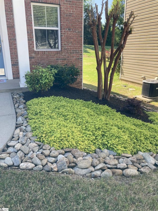 Property image 3 at 252 Barbours Lane, Greenville, SC 29607