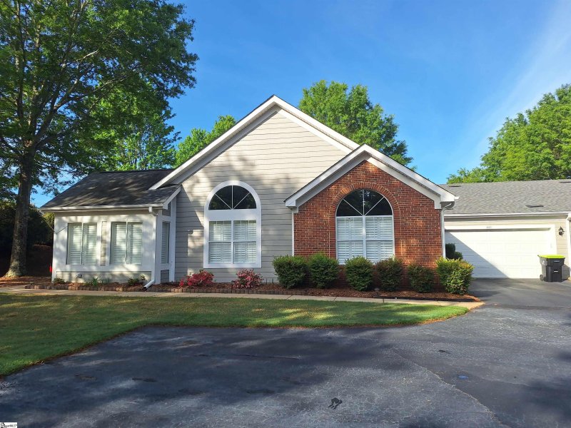 Property image 3 at 1003 Heritage Club Drive, Greenville, SC 29615