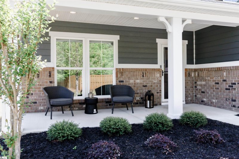 Property image 3 at 834 Silverwood Way, Simpsonville, SC 29681