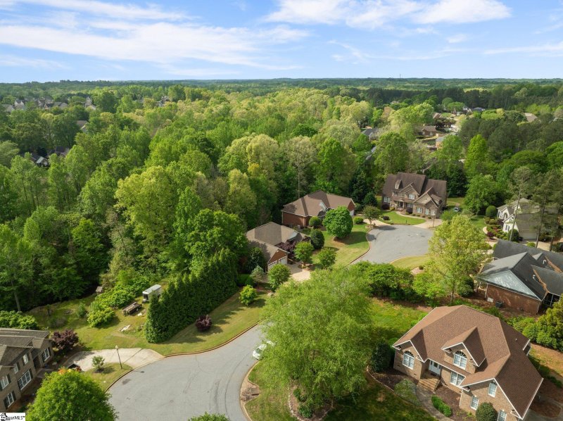 Property image 2 at 489 S Oakley Lane, Spartanburg, SC 29301